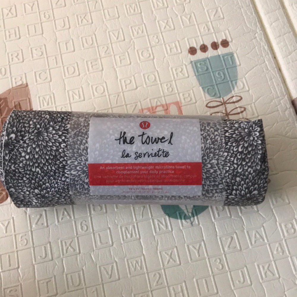 Lululemon yoga towel